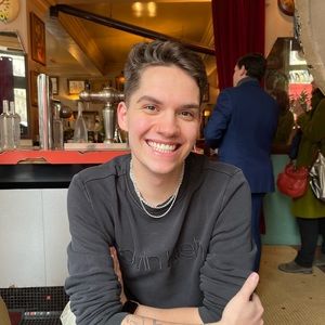 Meet your Posher, Cory
